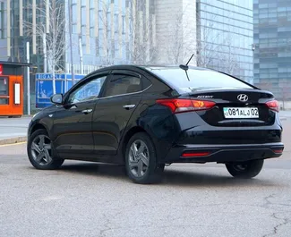 Vermietung Hyundai Accent. Wirtschaft Fahrzeug zur Miete in Kasachstan ✓ Kaution Keine Kaution ✓ Versicherungsoptionen KFZ-HV.