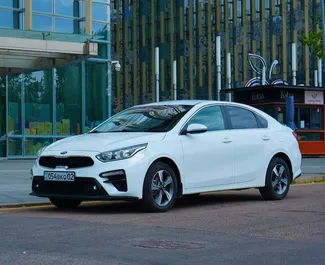 Frontansicht eines Mietwagens Kia Cerato in Almaty, Kasachstan ✓ Auto Nr.14741. ✓ Automatisch TM ✓ 0 Bewertungen.
