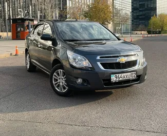 Frontansicht eines Mietwagens Chevrolet Cobalt in Almaty, Kasachstan ✓ Auto Nr.14734. ✓ Automatisch TM ✓ 0 Bewertungen.