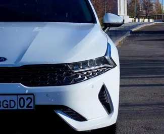 Benzin 2,5L Motor von Kia K5 2020 zur Miete in Almaty.