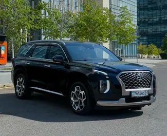 Vermietung Hyundai Palisade. Komfort, Premium, Crossover Fahrzeug zur Miete in Kasachstan ✓ Kaution Keine Kaution ✓ Versicherungsoptionen KFZ-HV.