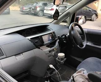 Vermietung Toyota Noah. Komfort, Minivan Fahrzeug zur Miete in Georgien ✓ Kaution Keine Kaution ✓ Versicherungsoptionen KFZ-HV, TKV.