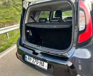Kia Soul 2014 mit Antriebssystem Frontantrieb, verfügbar in Tiflis.