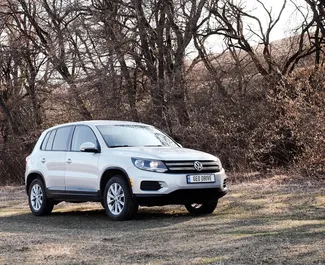 Autovermietung Volkswagen Tiguan Nr.7642 Automatisch in Tiflis, ausgestattet mit einem 2,0L Motor ➤ Von Mariia in Georgien.