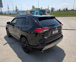Vermietung Toyota Rav4. Komfort, SUV, Crossover Fahrzeug zur Miete in Georgien ✓ Kaution Keine Kaution ✓ Versicherungsoptionen KFZ-HV, VKV Komplett, Diebstahlschutz, Ausland, Keine Kaution.