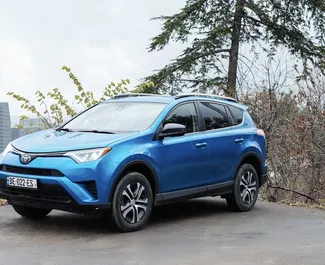 Frontansicht eines Mietwagens Toyota Rav4 in Tiflis, Georgien ✓ Auto Nr.14637. ✓ Automatisch TM ✓ 0 Bewertungen.