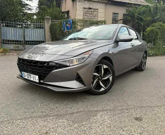 Frontansicht eines Mietwagens Hyundai Elantra in Tiflis, Georgien ✓ Auto Nr.14758. ✓ Automatisch TM ✓ 1 Bewertungen.