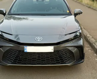 Autovermietung Toyota Camry Nr.14665 Automatisch in Tiflis, ausgestattet mit einem 2,5L Motor ➤ Von Mariia in Georgien.