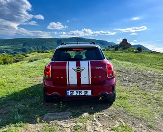 Mini Countryman Cooper S 2014 zur Miete verfügbar in Tiflis, mit Kilometerbegrenzung unbegrenzte.