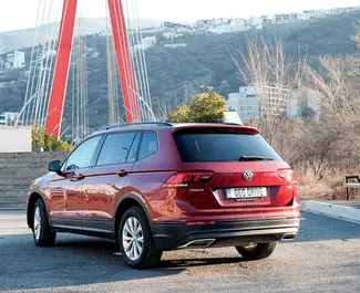Vermietung Volkswagen Tiguan. Komfort, Crossover Fahrzeug zur Miete in Georgien ✓ Kaution Keine Kaution ✓ Versicherungsoptionen KFZ-HV, TKV, VKV Plus, VKV Komplett, Insassen.