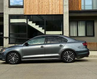 Mietwagen Volkswagen Jetta 2015 in Georgien, mit Benzin-Kraftstoff und 170 PS ➤ Ab 80 GEL pro Tag.