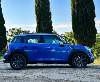 Mietwagen Mini Countryman Cooper S 2012 in Georgien, mit Benzin-Kraftstoff und 136 PS ➤ Ab 159 GEL pro Tag.