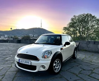 Autovermietung Mini One Nr.14596 Schaltgetriebe in Tiflis, ausgestattet mit einem 1,6L Motor ➤ Von Mariia in Georgien.