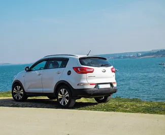 Innenraum von Kia Sportage zur Miete in Georgien. Ein großartiges 5-Sitzer Fahrzeug mit Automatisch Getriebe.