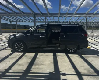 Mietdetails und Preis für Kia Carnival von Elton in Durres Mietwagen Kia Carnival 2020 in Albanien, mit Diesel-Kraftstoff und 180 PS ➤ Ab 50 EUR pro Tag.
