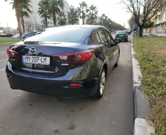 Benzin 2,0L Motor von Mazda 3 2015 zur Miete in Tiflis.