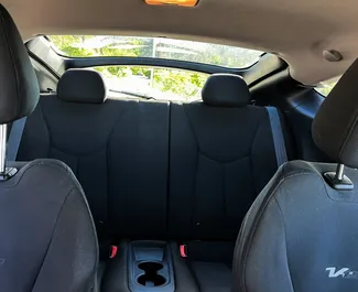 Hyundai Veloster 2016 zur Miete verfügbar in Tiflis, mit Kilometerbegrenzung unbegrenzte.