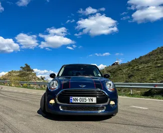 Mietwagen Mini Cooper 2015 in Georgien, mit Benzin-Kraftstoff und 136 PS ➤ Ab 95 GEL pro Tag.