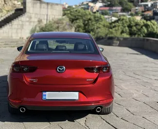 Benzin 2,5L Motor von Mazda 3 2021 zur Miete in Tiflis.