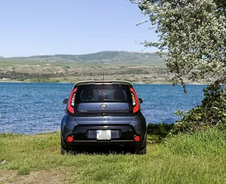 Benzin 2,0L Motor von Kia Soul 2014 zur Miete in Tiflis.