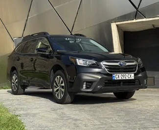 Frontansicht eines Mietwagens Subaru Outback in Tiflis, Georgien ✓ Auto Nr.1373. ✓ Automatisch TM ✓ 3 Bewertungen.