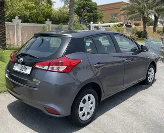 Autovermietung Toyota Yaris Nr.14762 Automatisch in Dubai, ausgestattet mit einem 1,5L Motor ➤ Von Andry in VAE.