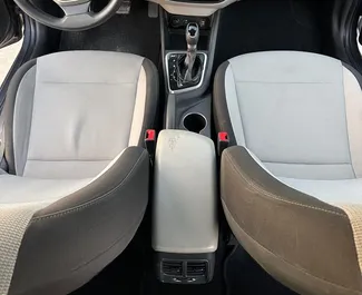 Benzin 1,6L Motor von Hyundai Accent 2022 zur Miete in Dubai.