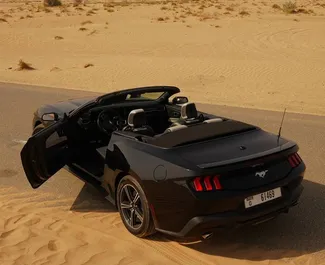 Autovermietung Ford Mustang Cabrio Nr.12350 Automatisch in Dubai, ausgestattet mit einem 2,3L Motor ➤ Von Andry in VAE.