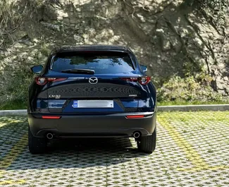 Mazda CX-30 2023 mit Antriebssystem Allradantrieb, verfügbar in Tiflis.