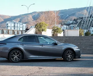 Mietwagen Toyota Camry 2021 in Georgien, mit Benzin-Kraftstoff und 202 PS ➤ Ab 159 GEL pro Tag.