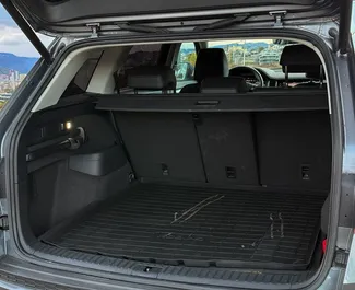 Skoda Kodiaq 2020 mit Antriebssystem Allradantrieb, verfügbar in Tiflis.