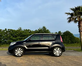 Vermietung Kia Soul. Komfort Fahrzeug zur Miete in Georgien ✓ Kaution Keine Kaution ✓ Versicherungsoptionen KFZ-HV, TKV, VKV Plus, VKV Komplett, Insassen, Diebstahlschutz.
