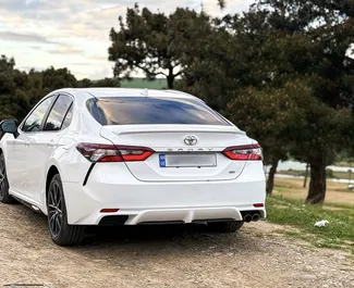 Toyota Camry 2021 zur Miete verfügbar in Tiflis, mit Kilometerbegrenzung unbegrenzte.
