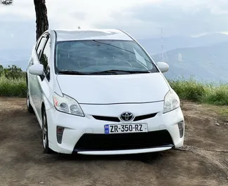 Autovermietung Toyota Prius Nr.14595 Automatisch in Tiflis, ausgestattet mit einem 1,8L Motor ➤ Von Mariia in Georgien.