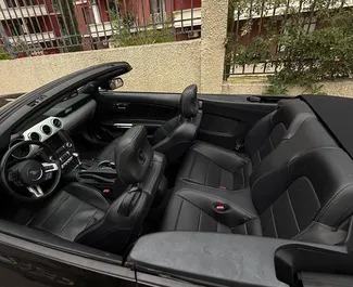 Ford Mustang Cabrio 2014 zur Miete verfügbar in Tiflis, mit Kilometerbegrenzung unbegrenzte.