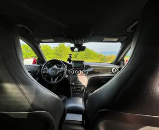 Benzin 2,0L Motor von Mercedes-Benz CLA-Class 2014 zur Miete in Tiflis.