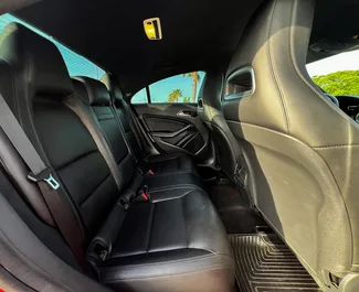 Mercedes-Benz CLA-Class 2014 zur Miete verfügbar in Tiflis, mit Kilometerbegrenzung unbegrenzte.