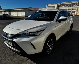 Frontansicht eines Mietwagens Toyota Venza in Tiflis, Georgien ✓ Auto Nr.14808. ✓ Automatisch TM ✓ 0 Bewertungen.