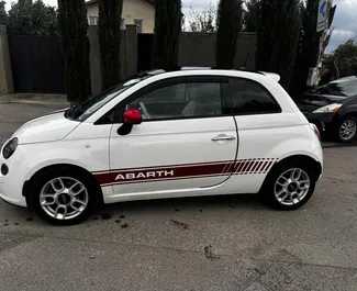 Vermietung Fiat 500. Wirtschaft, Komfort Fahrzeug zur Miete in Georgien ✓ Kaution Keine Kaution ✓ Versicherungsoptionen KFZ-HV.