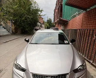 Frontansicht eines Mietwagens Lexus IS300 in Tiflis, Georgien ✓ Auto Nr.14813. ✓ Automatisch TM ✓ 0 Bewertungen.