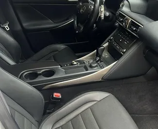 Lexus IS300 2019 zur Miete verfügbar in Tiflis, mit Kilometerbegrenzung 100 km/Tag.
