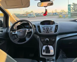 Diesel 2,0L Motor von Ford C-Max 2015 zur Miete in Tirana.