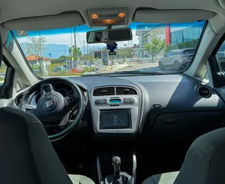 Vermietung SEAT Altea. Wirtschaft, Komfort, Minivan Fahrzeug zur Miete in Albanien ✓ Kaution Einzahlung von 100 EUR ✓ Versicherungsoptionen KFZ-HV, Ausland.