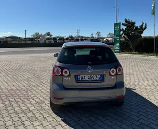 Vermietung Volkswagen Golf 6. Wirtschaft, Komfort Fahrzeug zur Miete in Albanien ✓ Kaution Einzahlung von 100 EUR ✓ Versicherungsoptionen KFZ-HV, Ausland.