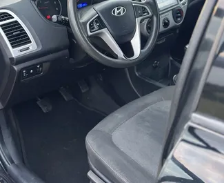 Autovermietung Hyundai i20 Nr.14824 Automatisch am Flughafen von Tirana, ausgestattet mit einem 1,4L Motor ➤ Von Vilson in Albanien.