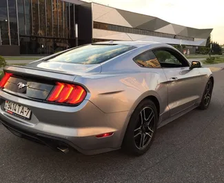 Vermietung Ford Mustang Coupe. Premium, Luxus Fahrzeug zur Miete in Weißrussland ✓ Kaution Einzahlung von 400 USD ✓ Versicherungsoptionen KFZ-HV, TKV, VKV Plus, Diebstahlschutz, Junge.