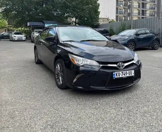 Vermietung Toyota Camry. Komfort, Premium Fahrzeug zur Miete in Georgien ✓ Kaution Keine Kaution ✓ Versicherungsoptionen KFZ-HV, VKV Komplett, Keine Kaution.