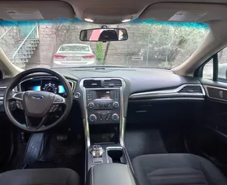 Ford Fusion Sedan 2020 zur Miete verfügbar in Tiflis, mit Kilometerbegrenzung unbegrenzte.