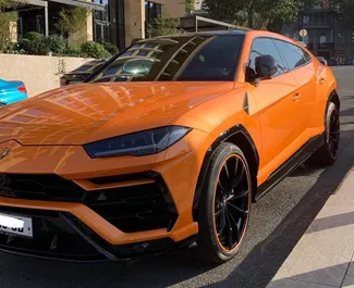 Benzin 4,0L Motor von Lamborghini Urus 2023 zur Miete in Tiflis.