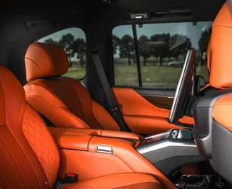 Benzin 3,5L Motor von Lexus LX600 2023 zur Miete in Tiflis.